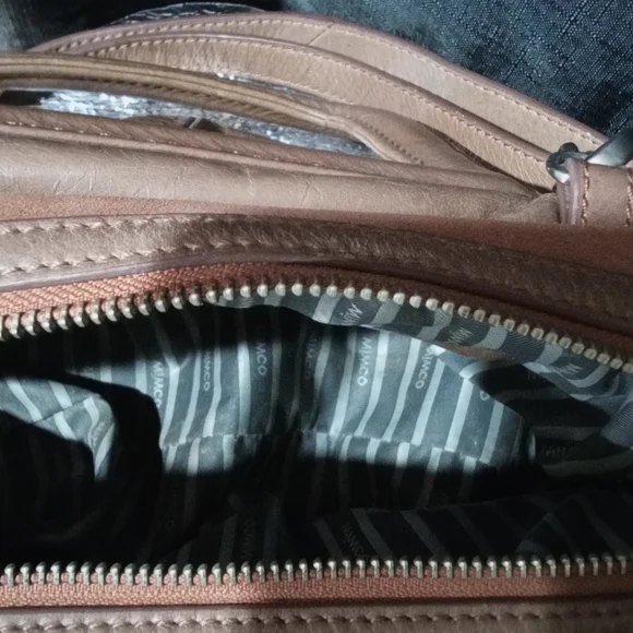 ‼️L👀K‼️ 🤑QUICK SALE🤑 MIMCO BROWN PURSE HANDBAG IN EXC.COND. INSIDE & OUT - Picture 9 of 11